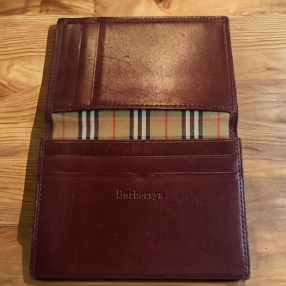 Burberrys VTG Bifold Card Wallet in EUC with COA - Picture 7 of 12